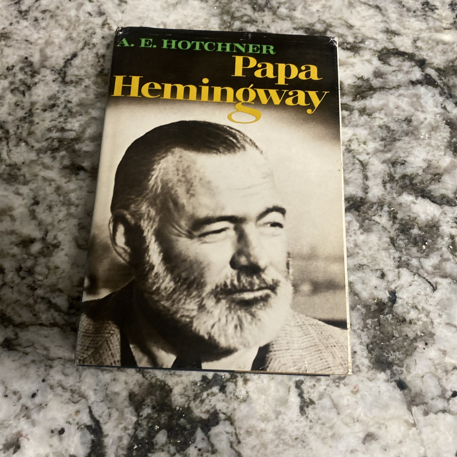A.E. Hotchner PAPA HEMINGWAY 1966 BOMC Edition HC/DJ