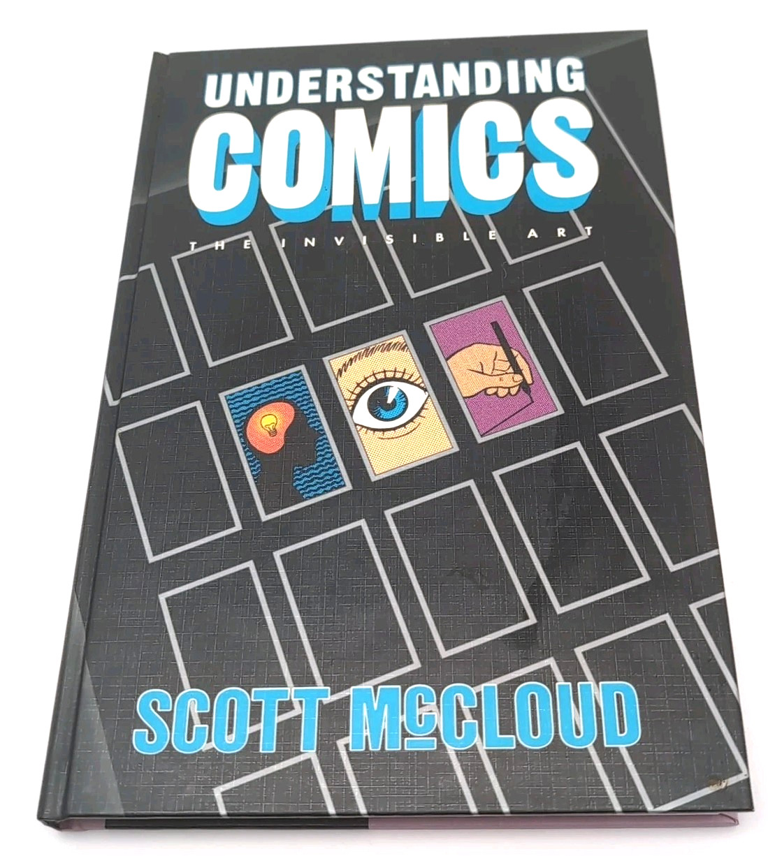Understanding Comics by Scott McCloud SIGNED & NUMBERED #708/750 **LOOK**