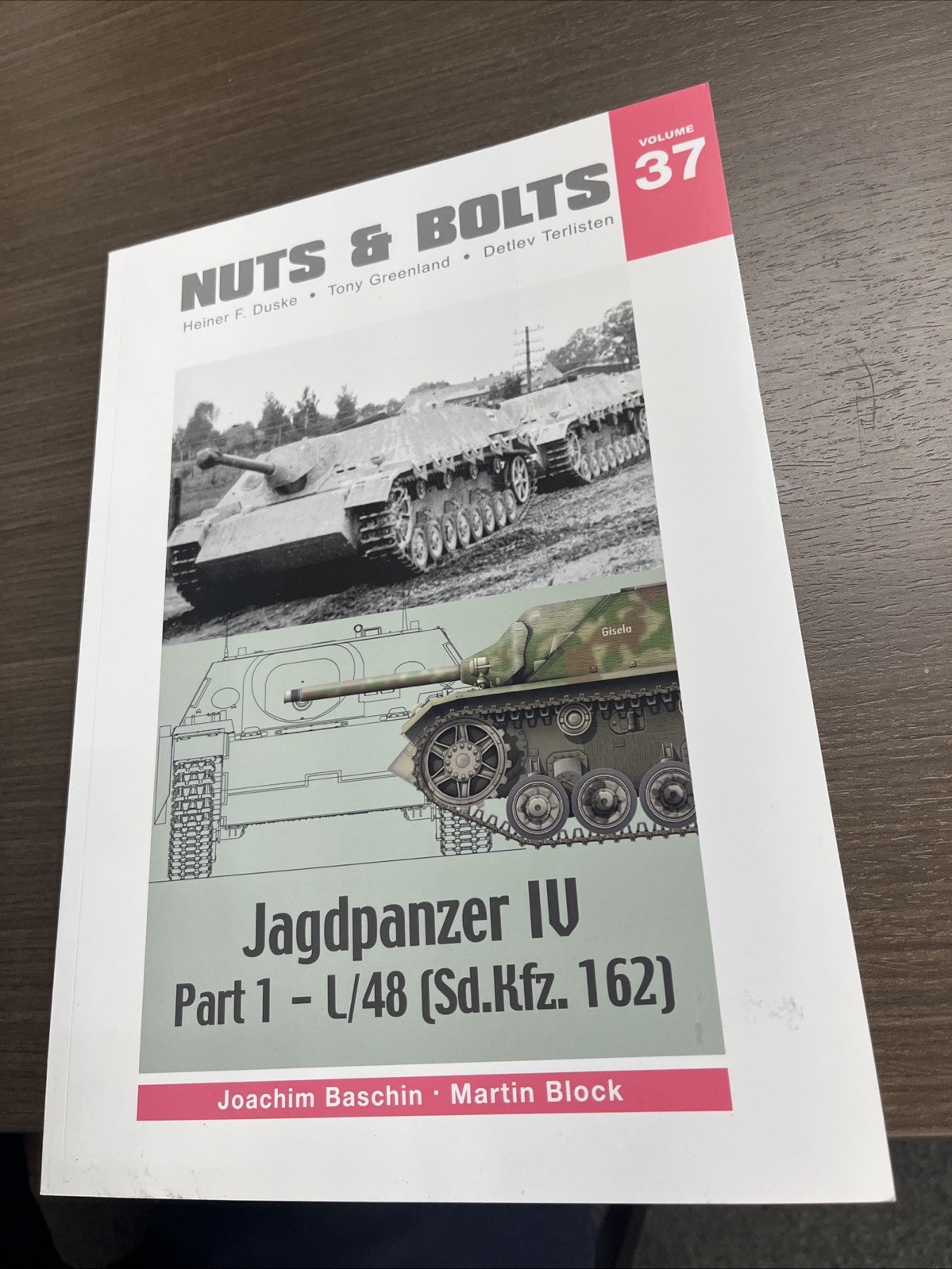 Nuts & Bolts Vol.37: Jagdpanzer IV Pt.1 – L/48