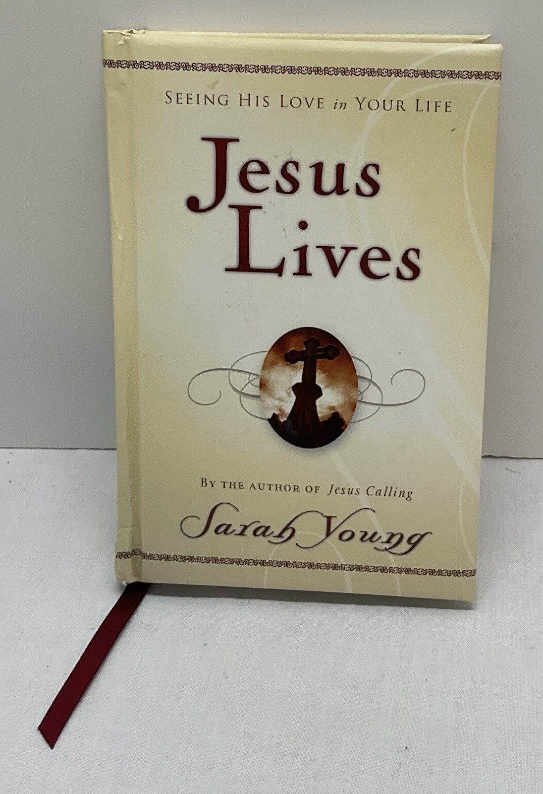 JESUS LIVES BY SARAH YOUNG – Hardcover – GOOD