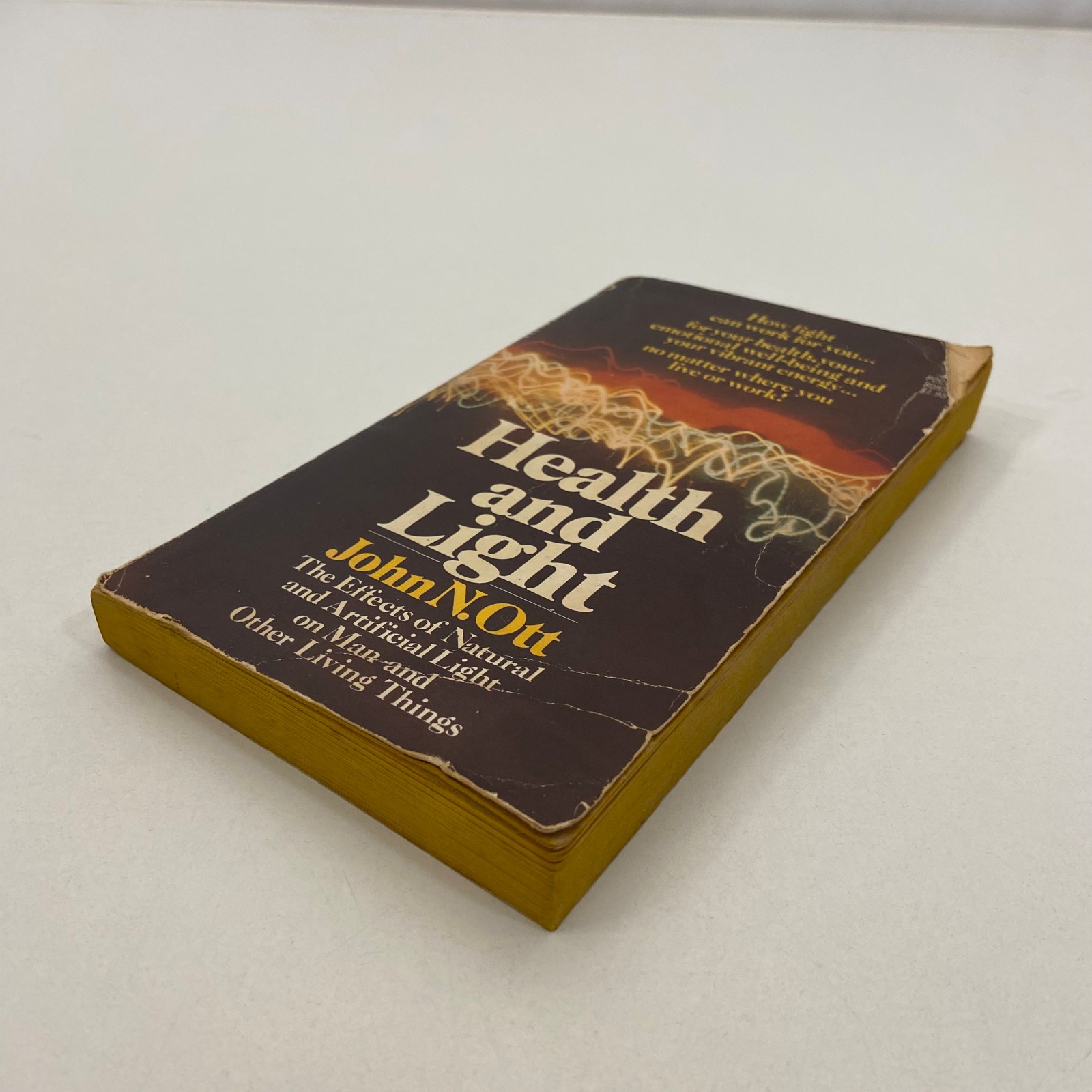 Health and Light John N Ott Alternative Health Therapy Energy Pocket Books 1976
