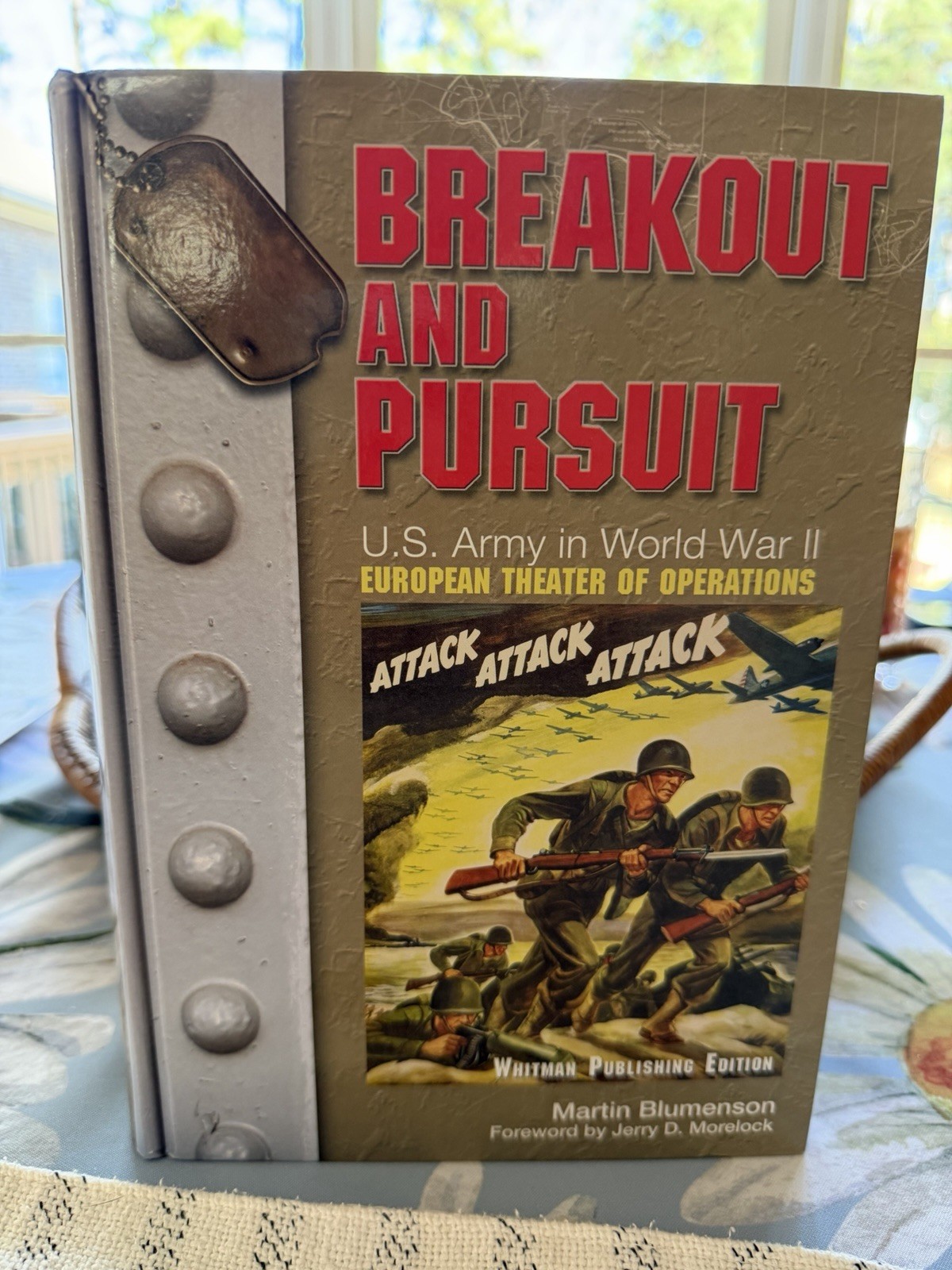 Breakout and Pursuit: Whitman Publishing Edition (United States Army in Worl…
