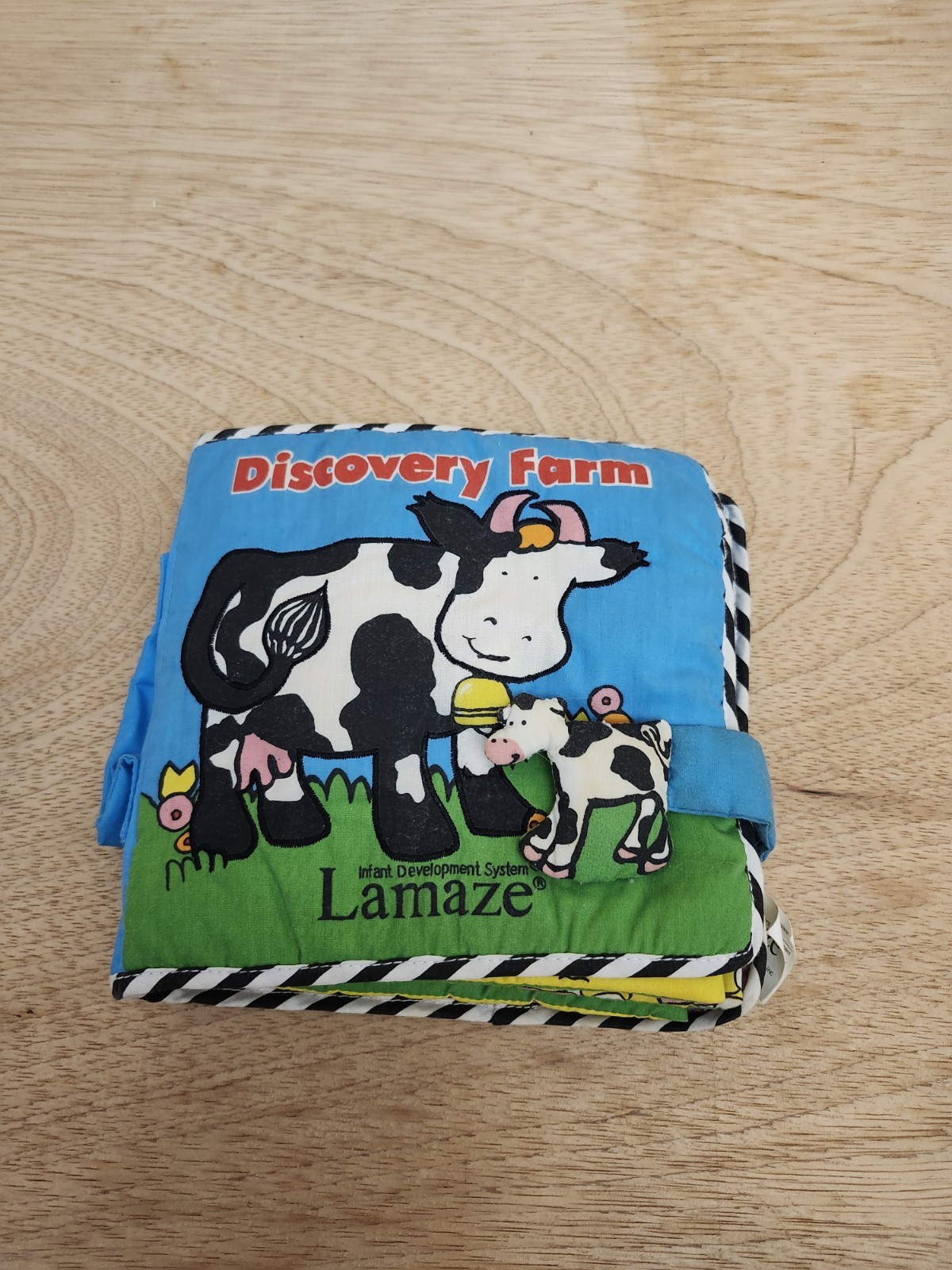 Lamaze Discovery Farm plush Developmental Soft Book Learning Toy 7″1/2×7″1/2